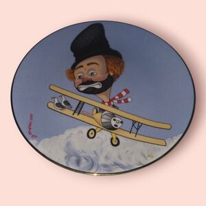 2X Gertrude & Heathcliffe & Captain Freddie Collector's Plates